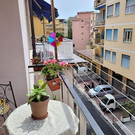 Bilocale: 5 Minuti Dall'Ariston 산레모 외부 사진